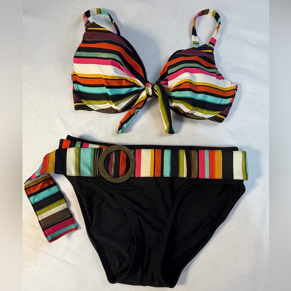 Captiva by Christina Women's Two Piece 70s Vibe Bikini Molded Cups Medium